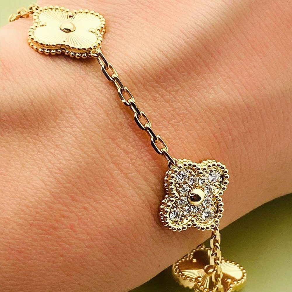 18K Gold Plated Over Stainless Steel Clover Bracelet With Zirconia